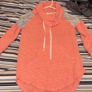 3 length sweatshirt